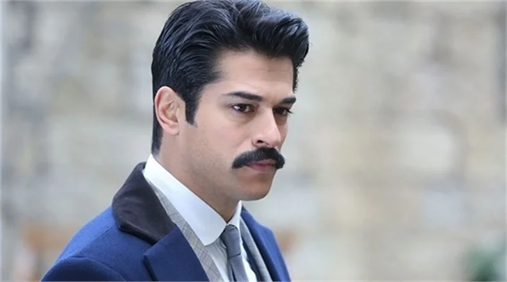 Burak Özçivit yeni filmi için Neslihan Atagül'ün peşinde