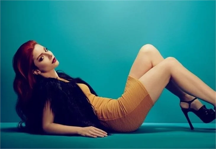 Kötü ve seksi Merve Boluğur