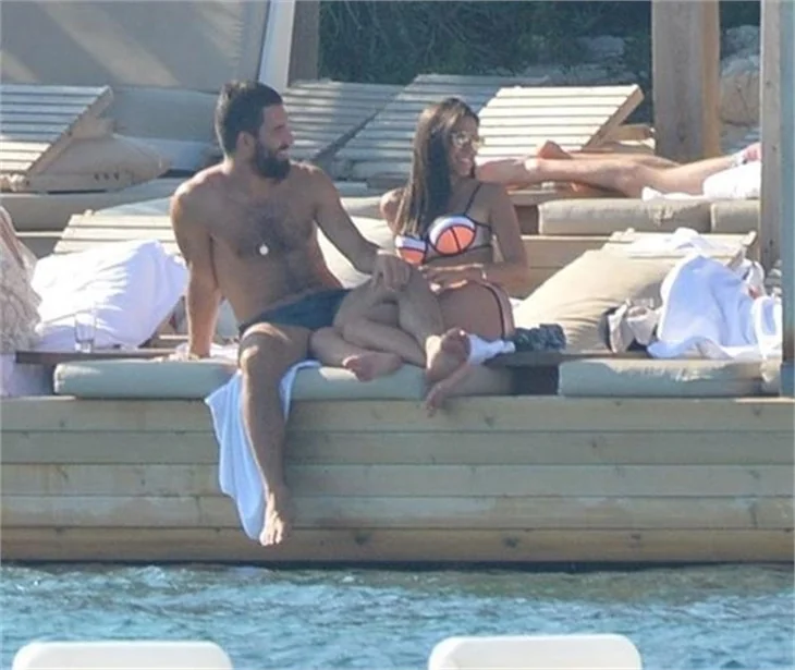 Aslıhan Doğan ve Arda Turan tekrar bir arada!