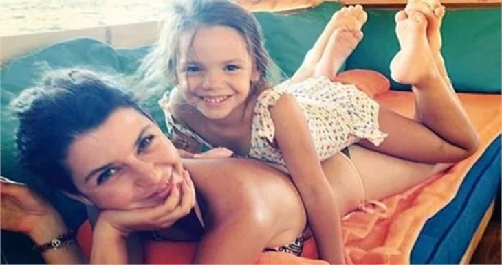 Beren Saat'in paylaştığı fotoğrafa tepki yağdı