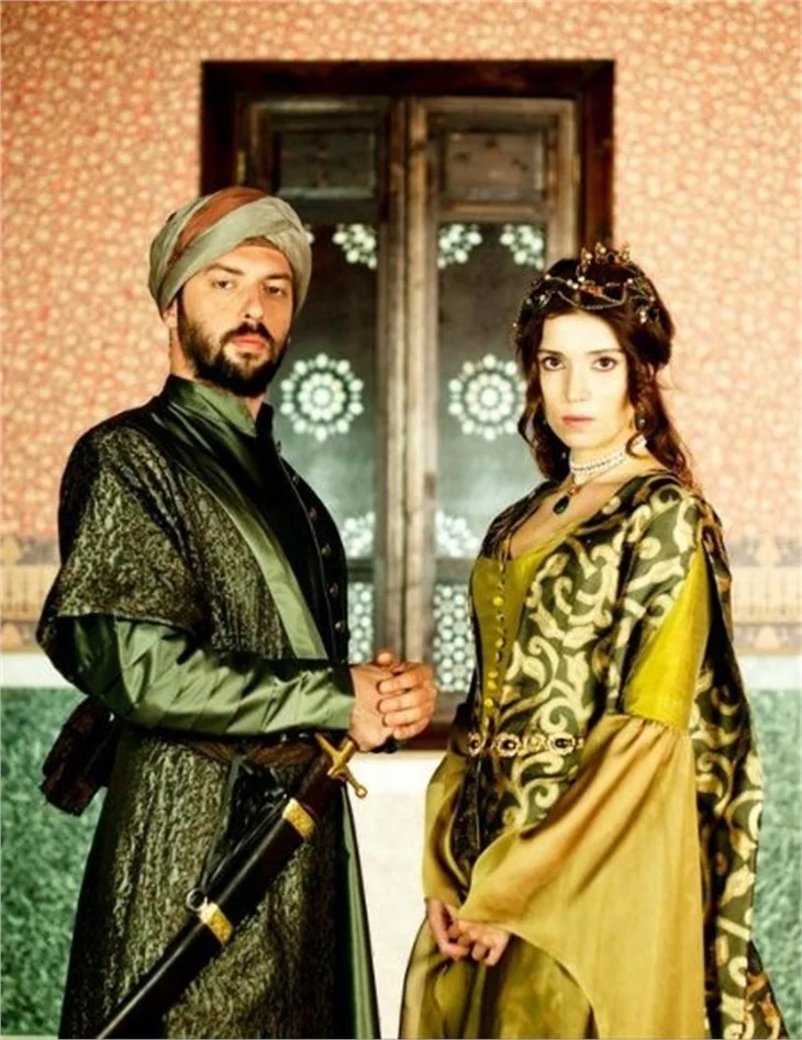 Okan Yalabık imzayı attı