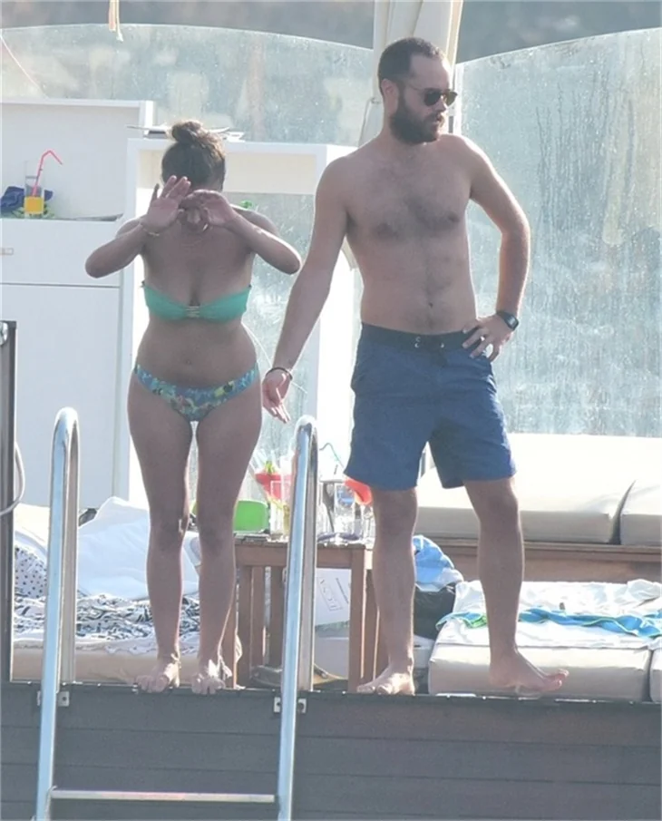 Hande Soral fena yakalandı!