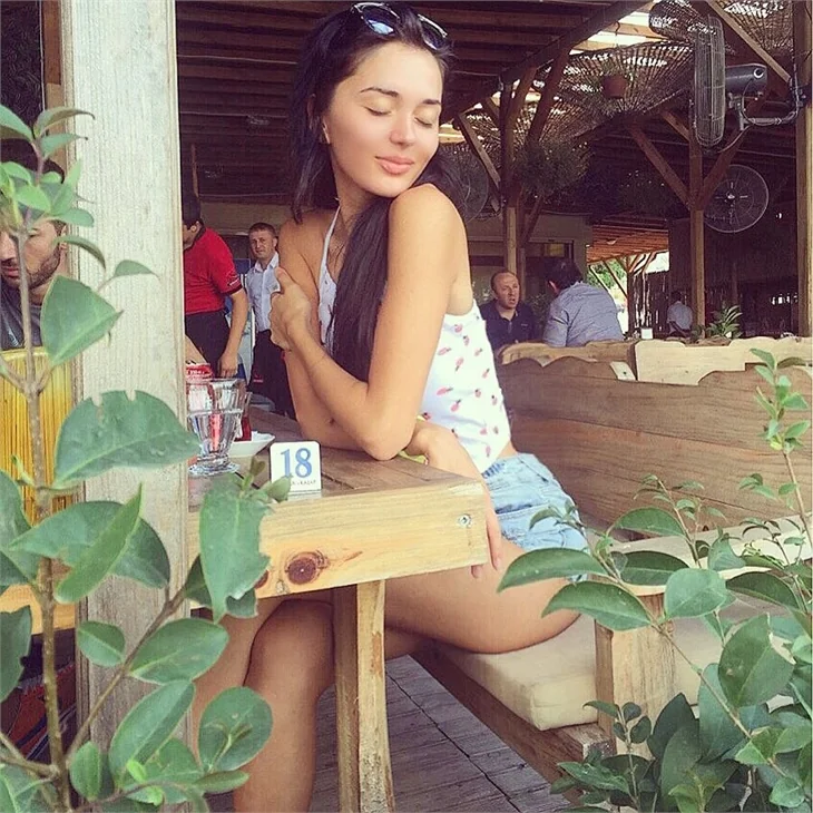Cansu Taşkın'ın Instagram halleri