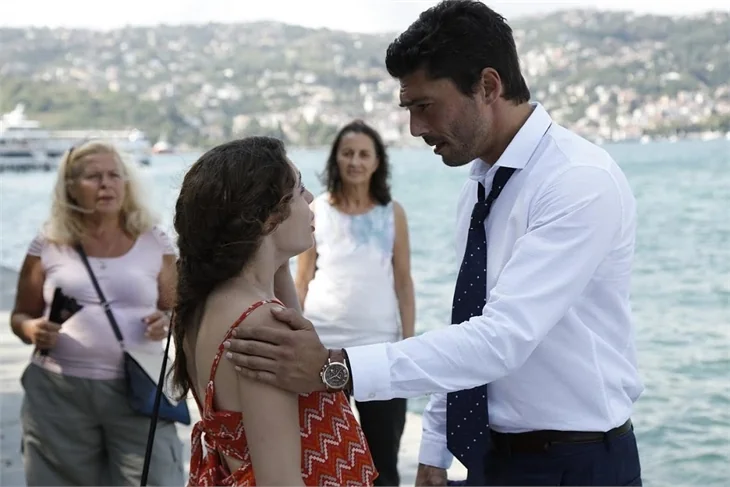 Can'ın tercihi Elif mi olacak Ayşegül mü?