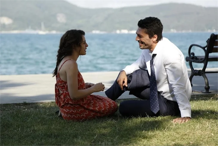 Can'ın tercihi Elif mi olacak Ayşegül mü?