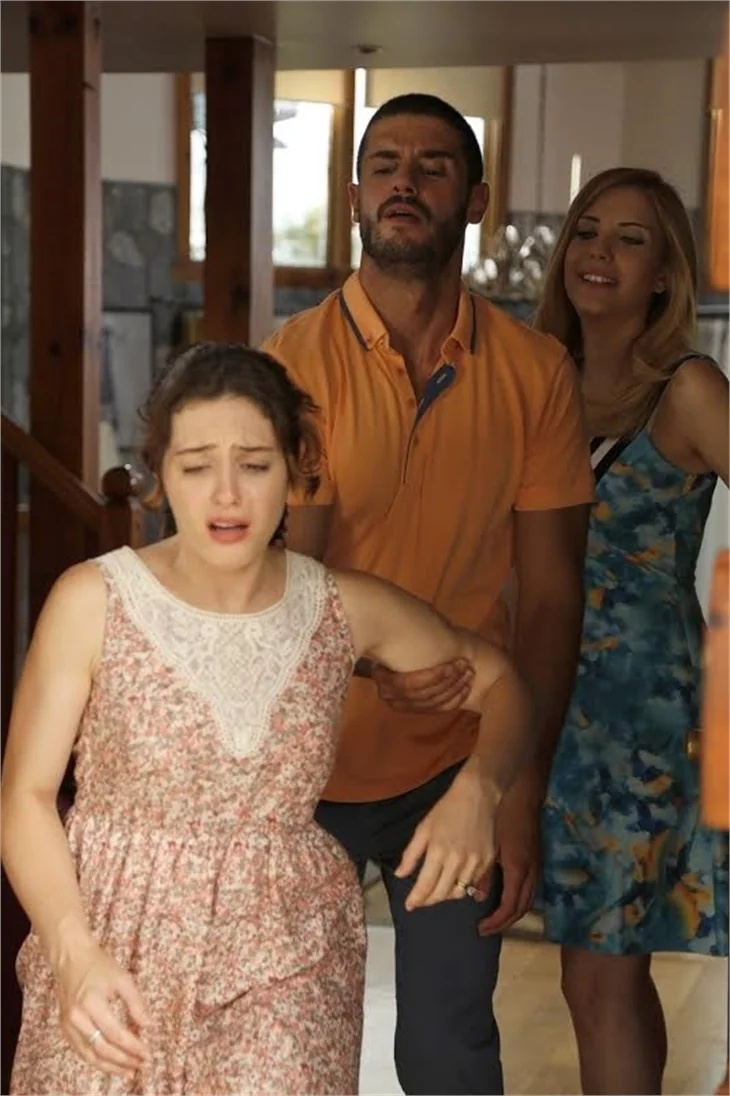 Can'ın tercihi Elif mi olacak Ayşegül mü?