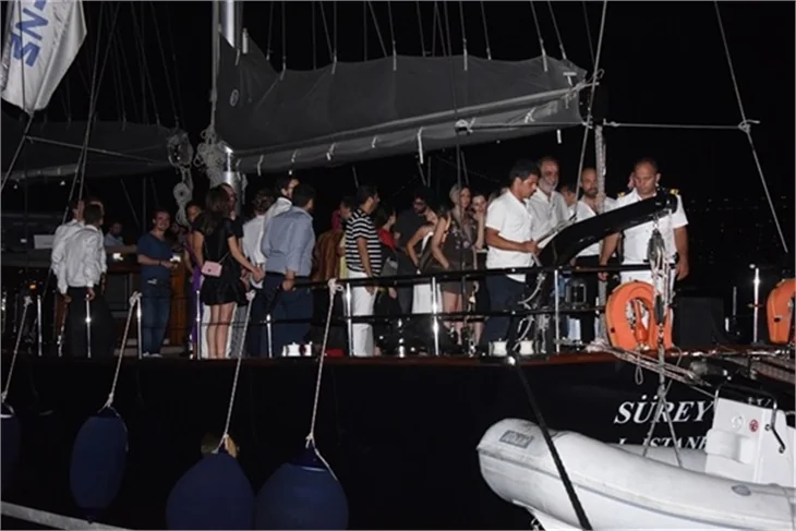 Meryem Uzerli'den 32. yaşa 32 metre yat!