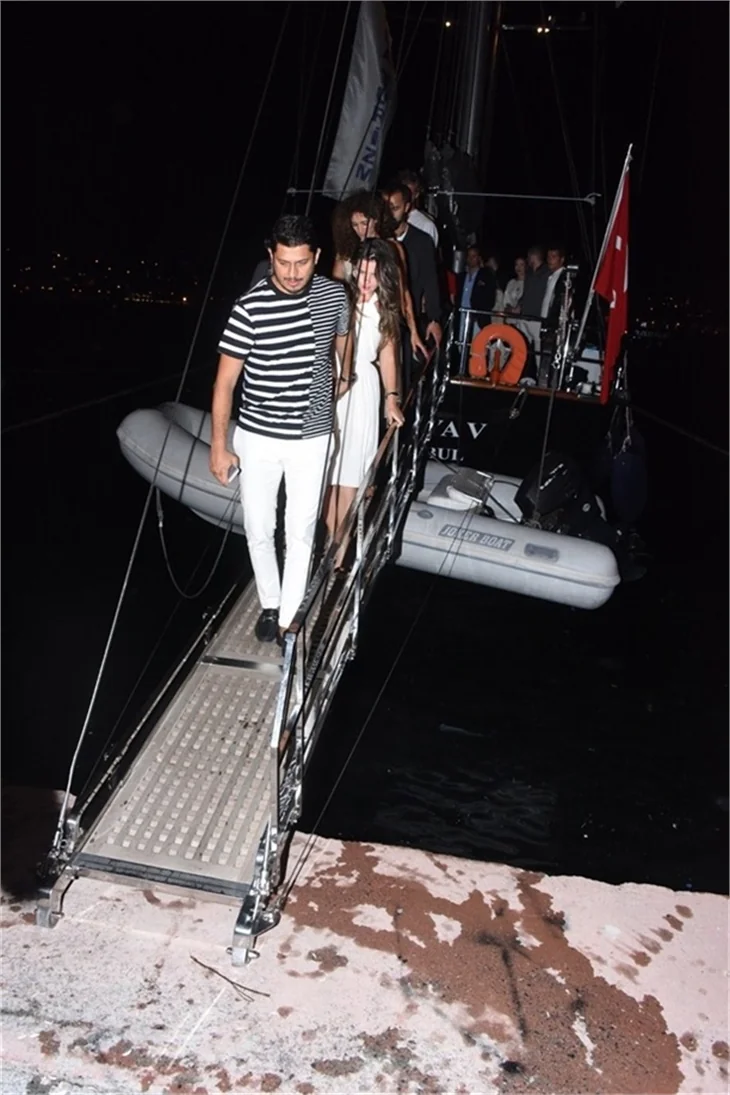 Meryem Uzerli'den 32. yaşa 32 metre yat!