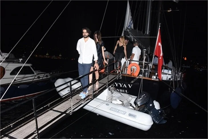 Meryem Uzerli'den 32. yaşa 32 metre yat!