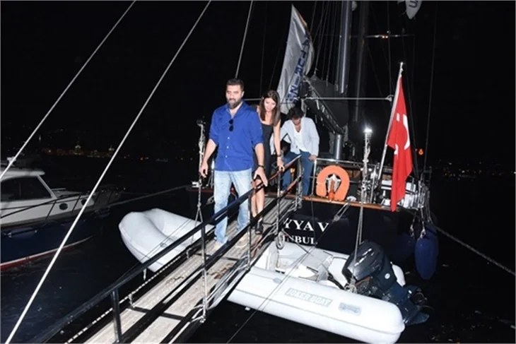 Meryem Uzerli'den 32. yaşa 32 metre yat!