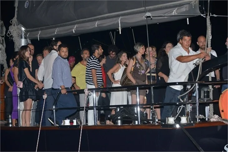 Meryem Uzerli'den 32. yaşa 32 metre yat!