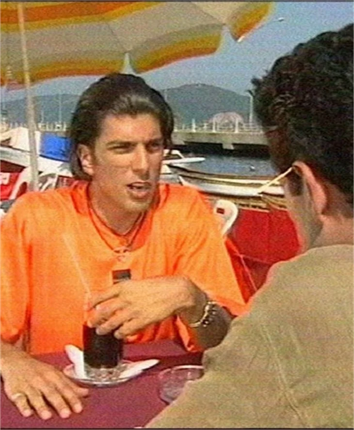 90'ların ünlü isimleri şimdi ne yapıyor?