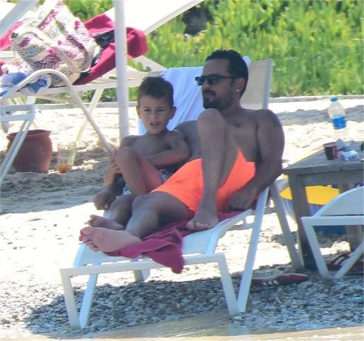 Çağla Şıkel ve Emre Altuğ'un zoraki tatili!
