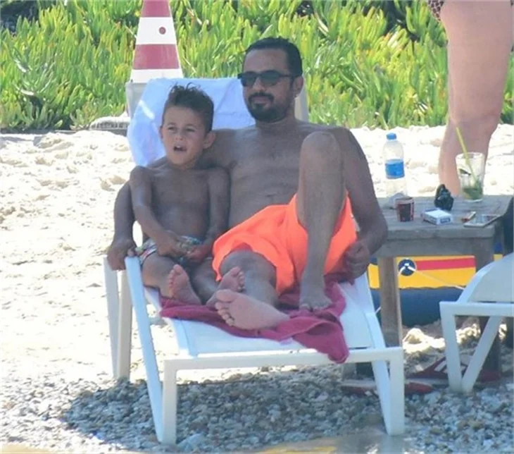 Çağla Şıkel ve Emre Altuğ'un zoraki tatili!