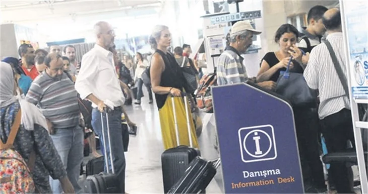 Gül Gölge Saygı eşiyle iki yabancı gibi