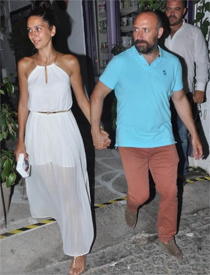 Halit Ergenç'in kardeşi zehirli balığa bastı