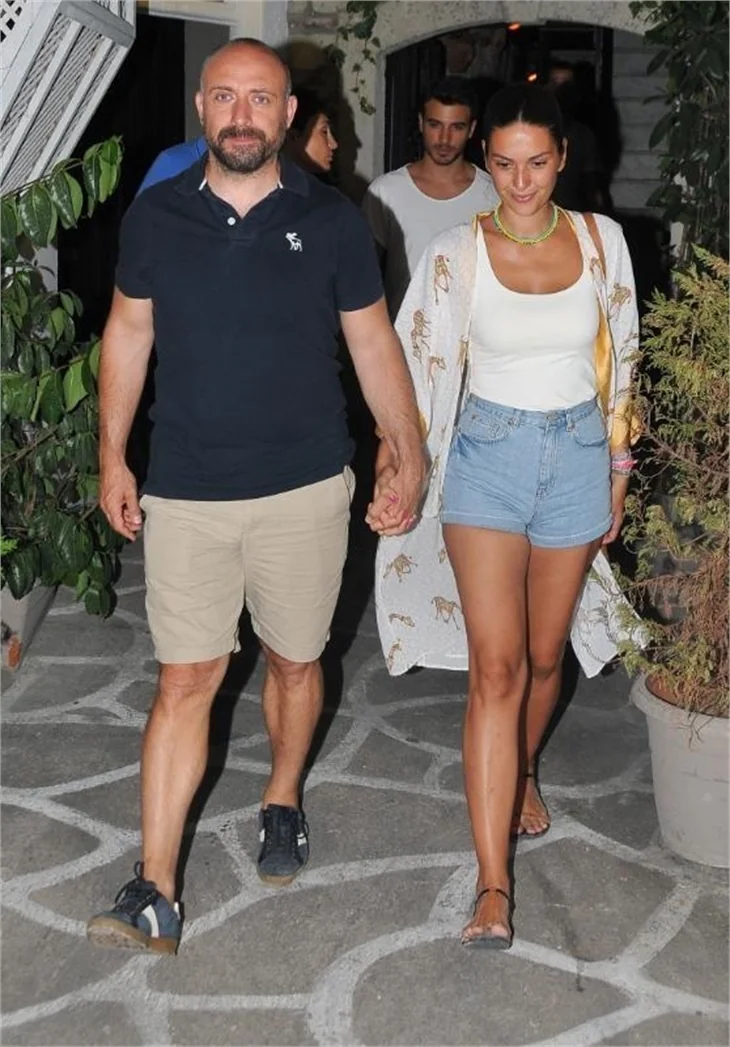 Halit Ergenç'in kardeşi zehirli balığa bastı
