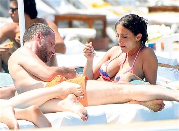Sinan Özen'e genç sevgili!