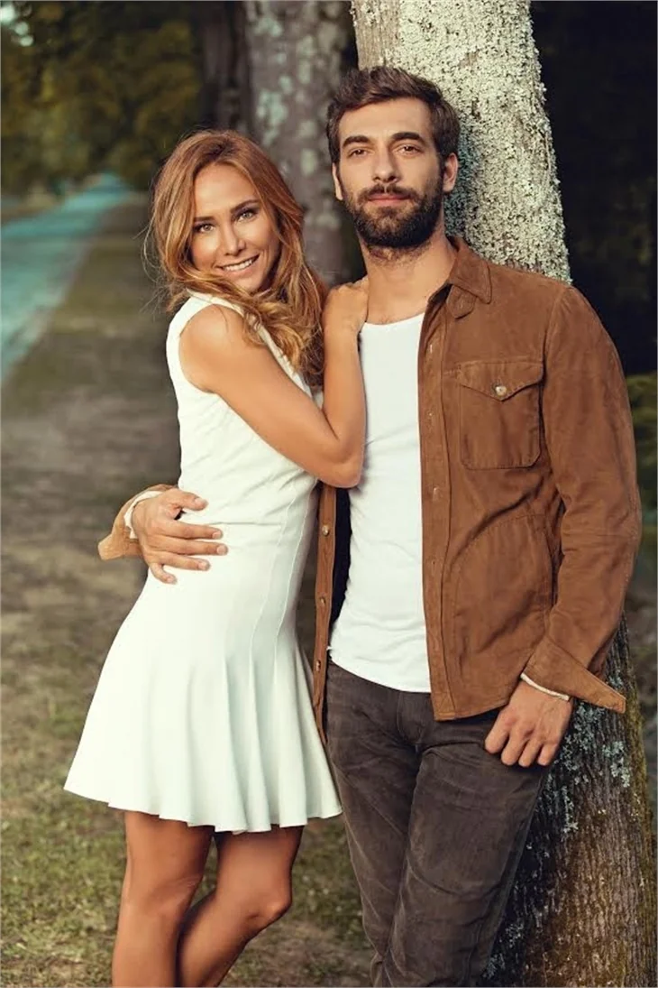 Poyraz ve Ayşegül'den romantik kareler!