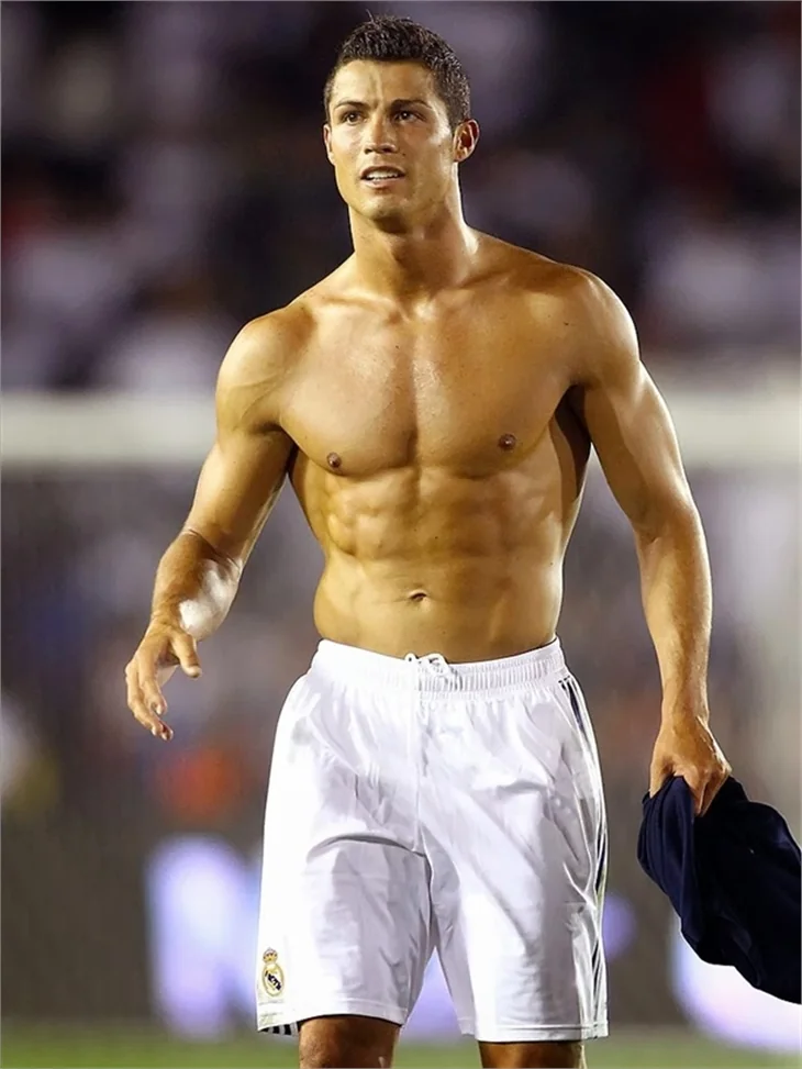 Cristiano Ronaldo Cansu Taşkın'ın peşinde!