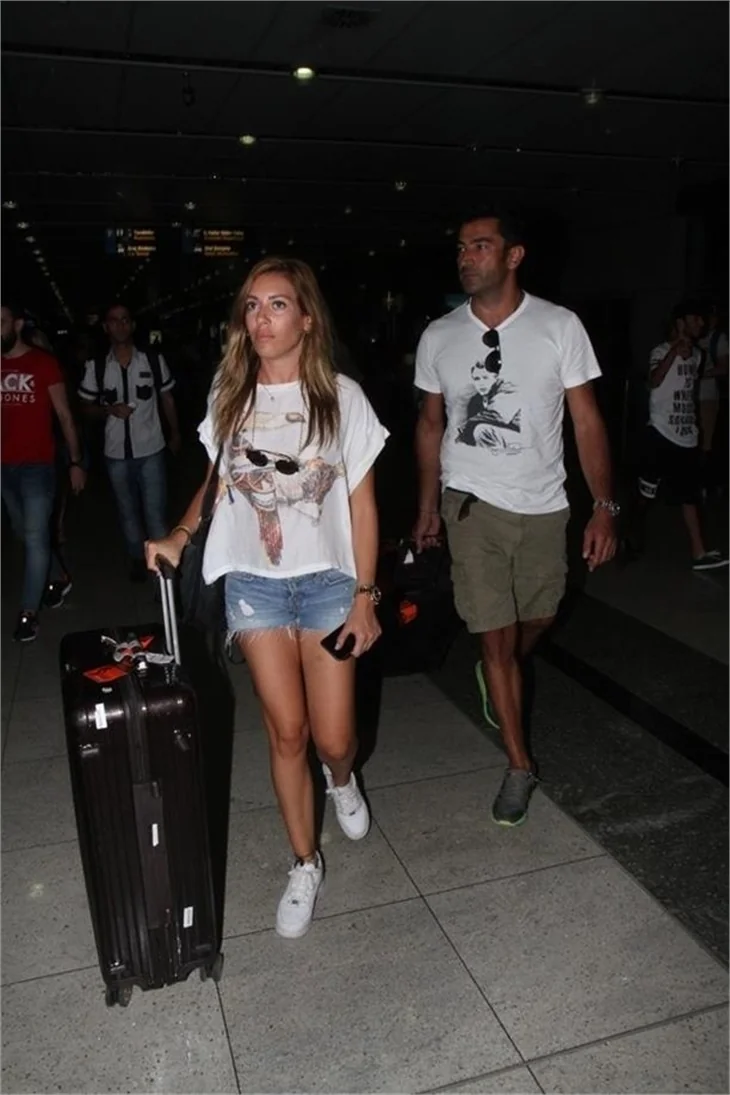Sinem Kobal 28. yaşını Kenan'sız kutladı