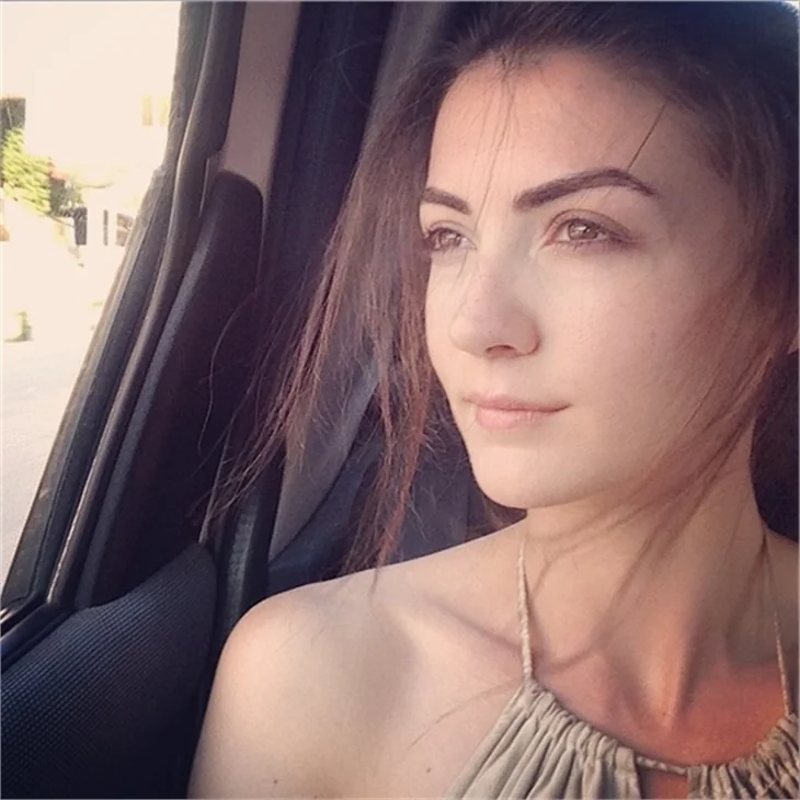 Burcu Özberk'in instagram halleri...