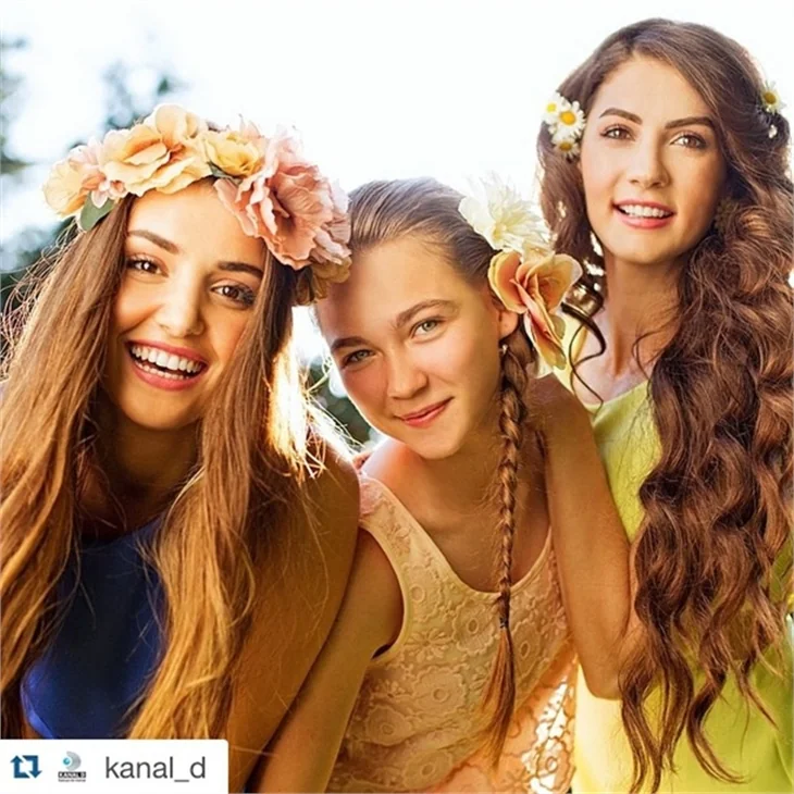 Burcu Özberk'in instagram halleri...