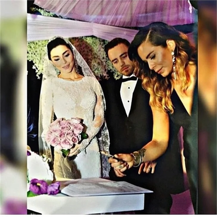 ‘Sırrı’ düğünde çıktı