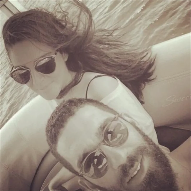 Arda Turan geldi, Sinem Kobal kaçtı