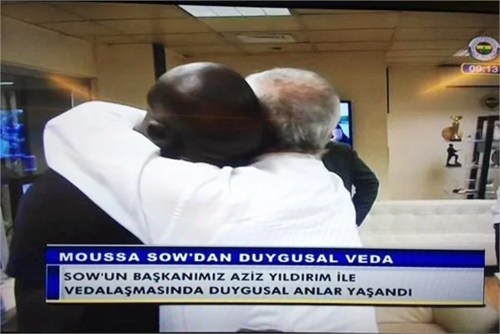 Moussa Sow ağladı, ağlattı!