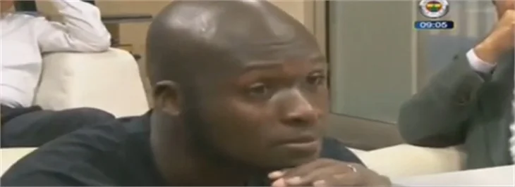 Moussa Sow ağladı, ağlattı!