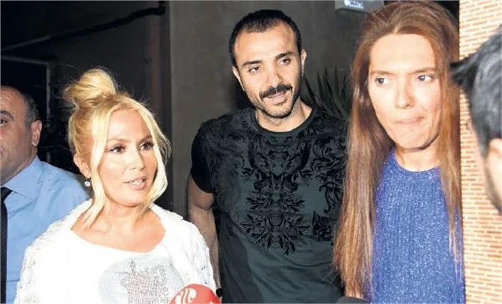 Demet Akalın'dan Lerzan Mutlu yorumu