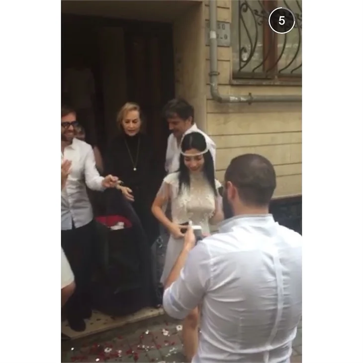 Merve Boluğur ile Murat Dalkılıç balayına başladı