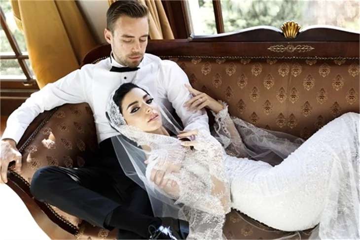 Merve Boluğur ile Murat Dalkılıç balayına başladı