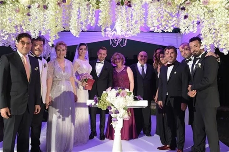 Merve Boluğur ile Murat Dalkılıç balayına başladı