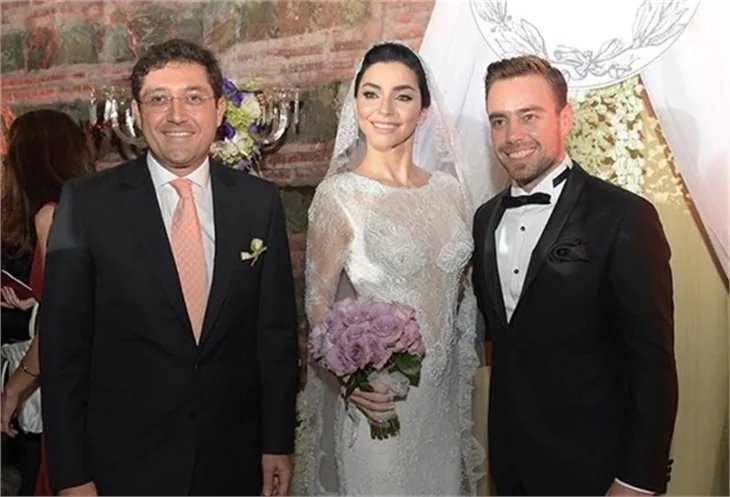Merve Boluğur ile Murat Dalkılıç balayına başladı