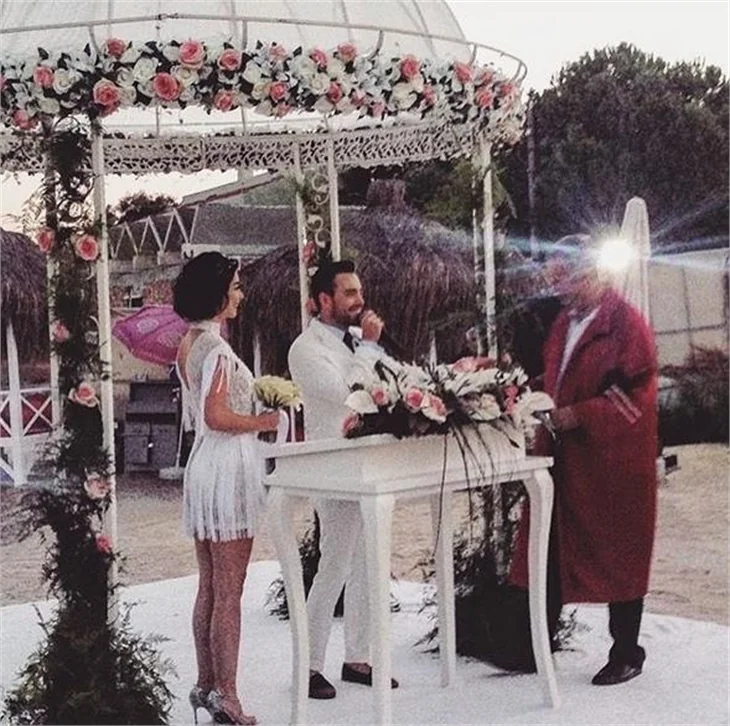 Merve Boluğur ile Murat Dalkılıç balayına başladı