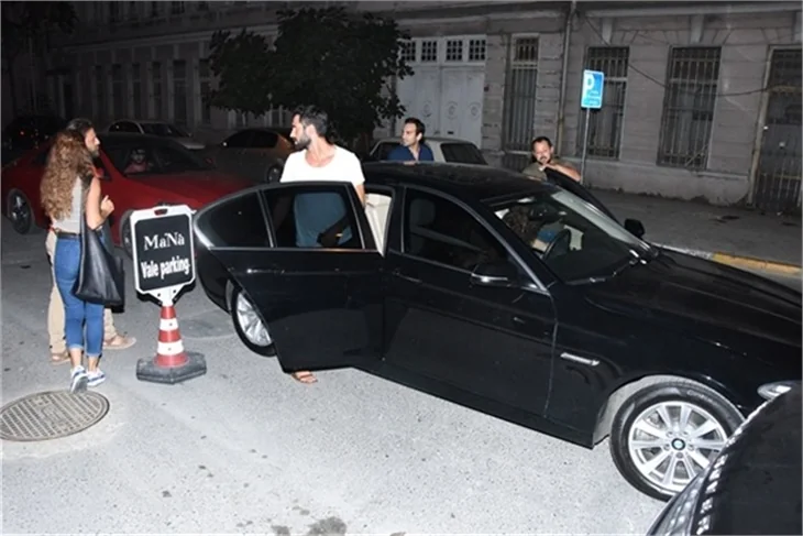 Ünlü çiftler Karaköy'de buluştu