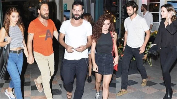 Ünlü çiftler Karaköy'de buluştu