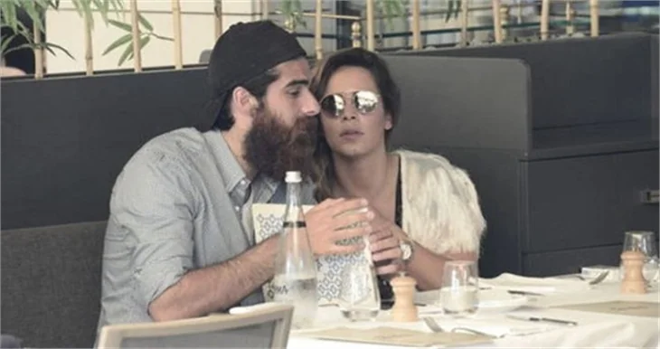 Eliz Sakuçoğlu'na Murat Boz sürprizi