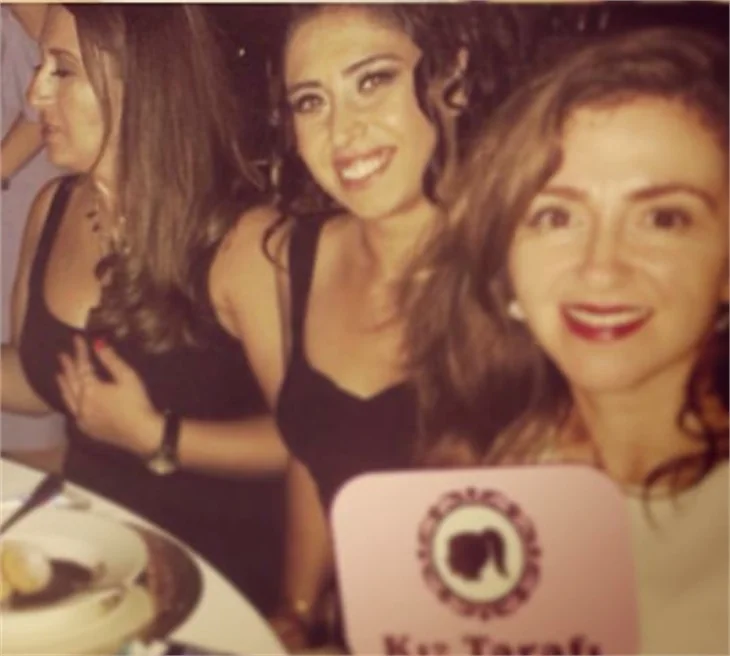 Burcu Kara ile Fırat Parlak nişanlandı