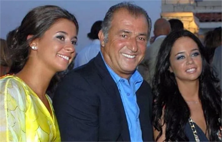Merve Terim ve Buse Terim babaları Fatih Terim'in doğum gününü kutladı