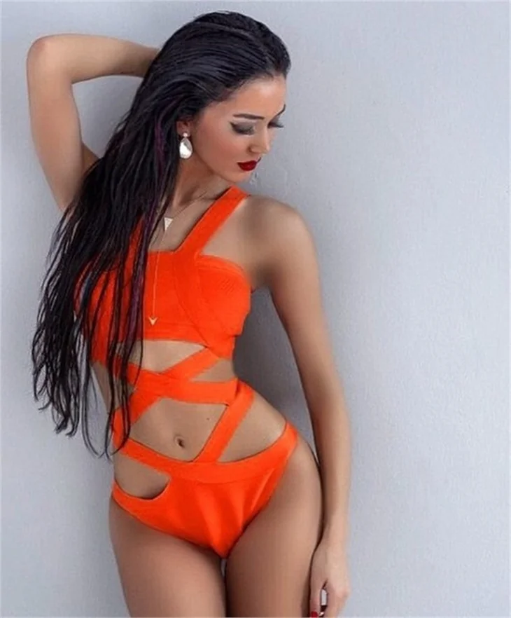 Cansu Taşkın‘ın eski fotoğrafları ortaya çıktı
