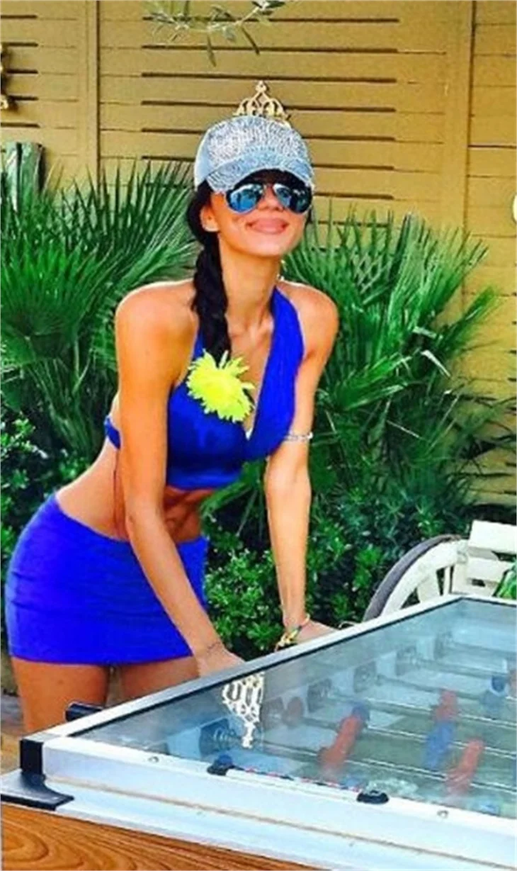 Cansu Taşkın‘ın eski fotoğrafları ortaya çıktı