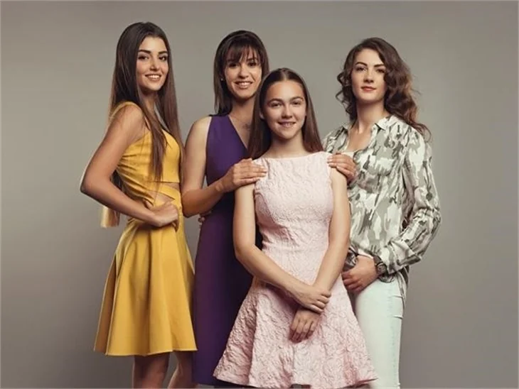 Ali'den Selin'e romantik sürpriz!