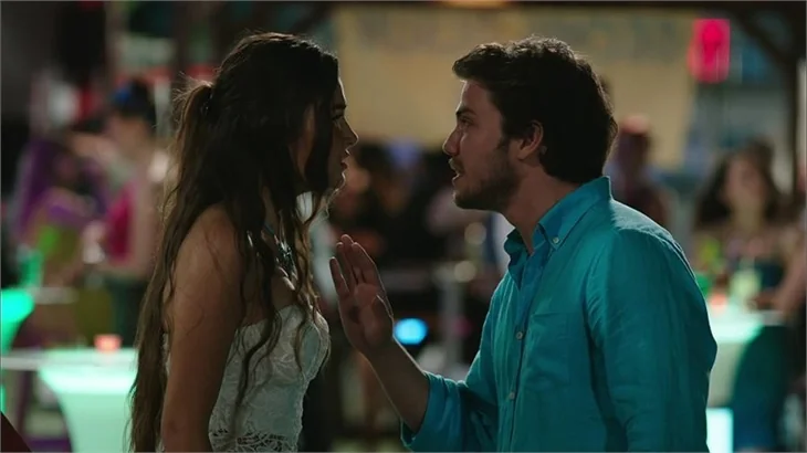 Ali'den Selin'e romantik sürpriz!