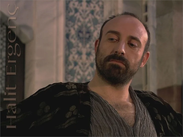 Halit Ergenç dönem dizisiyle mi dönüyor?