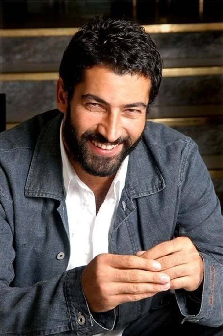 Kenan İmirzalıoğlu bu kez sert kayaya çarptı