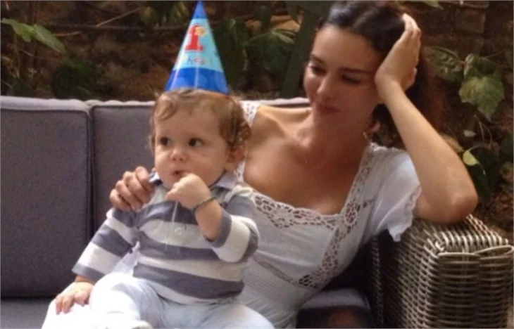 Hande Ataizi'nin oğlu Leon 1 yaşında!