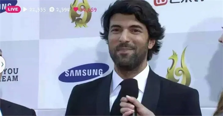 Engin Akyürek, Seul'de ödül aldı!